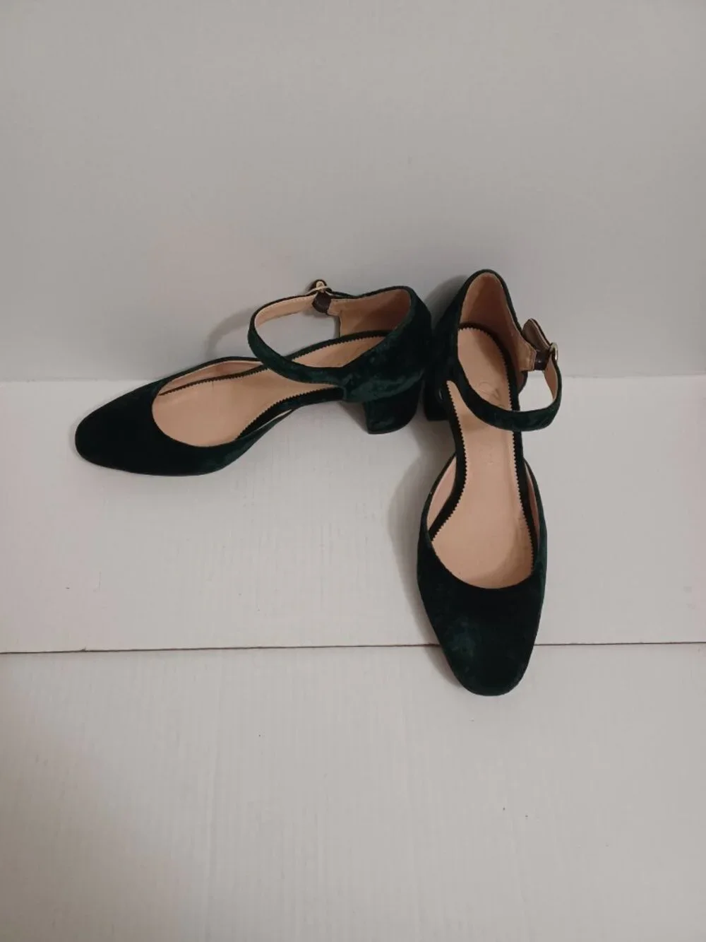 J.CREW MILLIE VELVET ANKLE STRAP HEELS SPRUCE GREEN SIZE 9.5